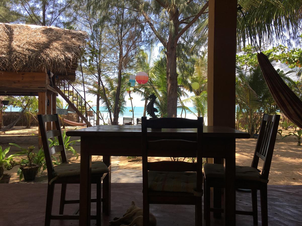 Water Music Arugam Bay Hotel Exterior photo