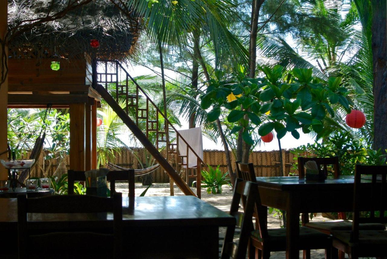 Water Music Arugam Bay Hotel Exterior photo