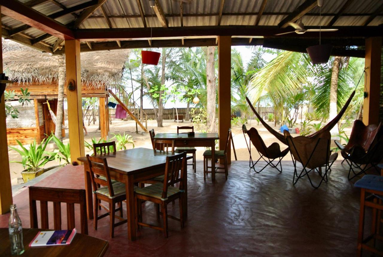 Water Music Arugam Bay Hotel Exterior photo