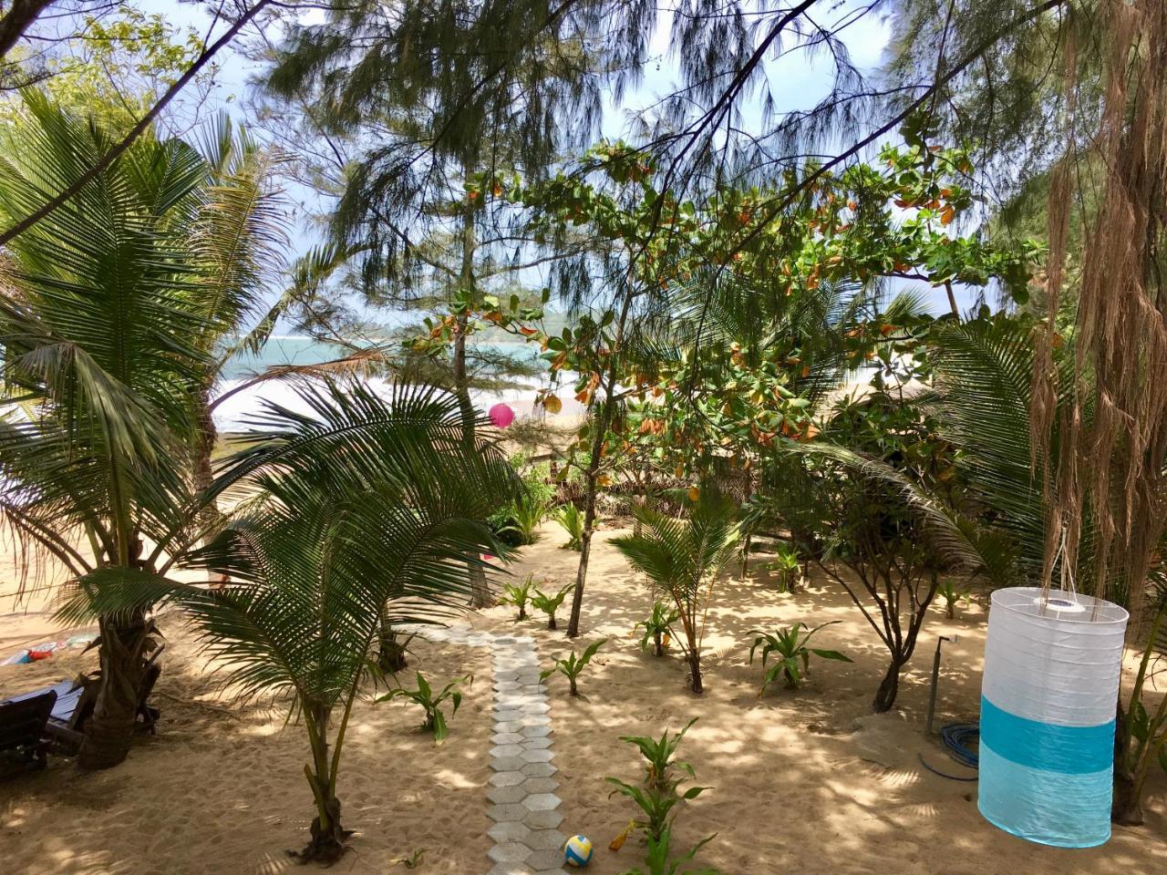 Water Music Arugam Bay Hotel Exterior photo